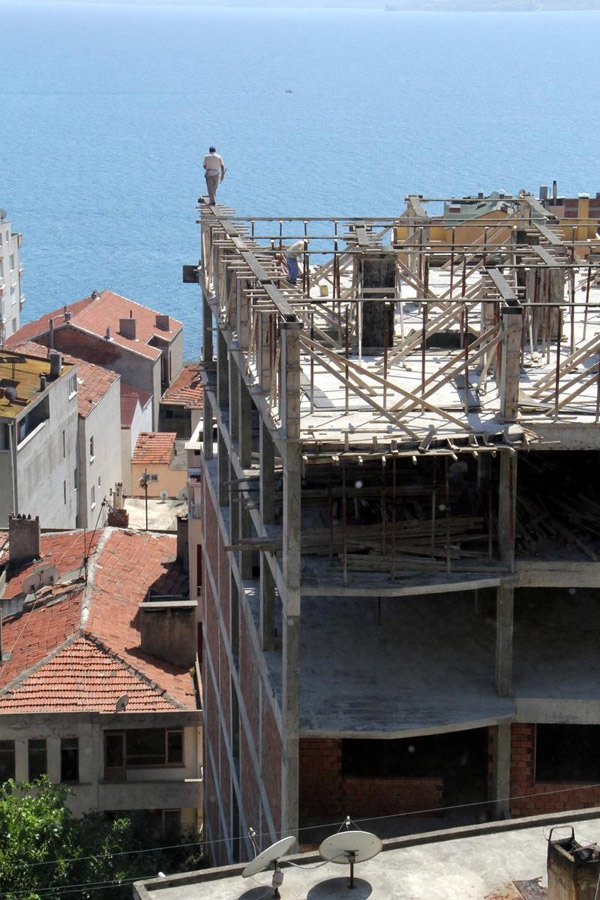 Sinop'ta ölüme meydan okuyan işçiler galerisi resim 3