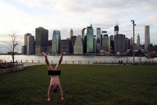 Dünyayı çıplak geziyor galerisi resim 9