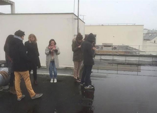 Fransa'da kanlı mizah: 12 kişi öldü galerisi resim 1