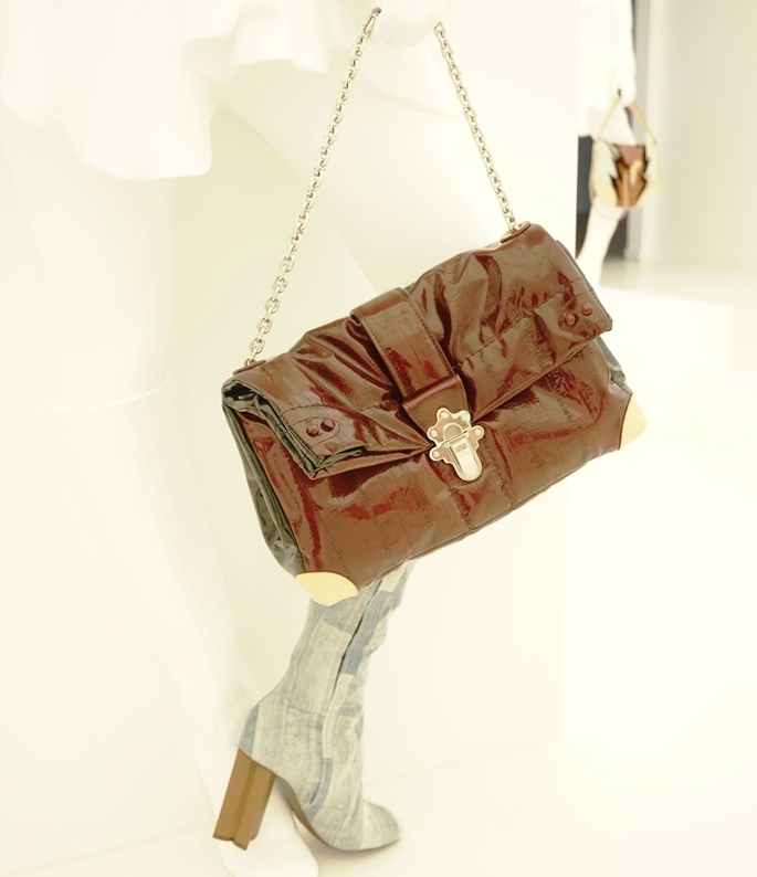 Louis Vuitton'dan ABD'de moda sergisi galerisi resim 7