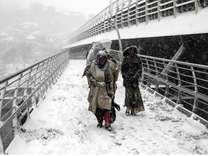 İstanbul'da kar çilesi