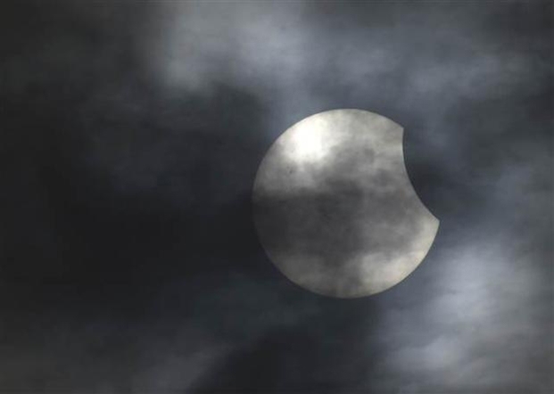 Güneş tutulmasından en güzel kareler galerisi resim 6