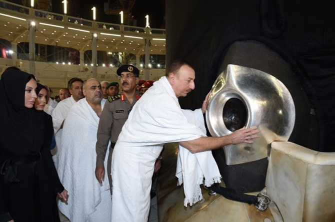 Azerybaycan Cumhurbaşkanı İlham Aliyev, Umre ziyareti yaptı galerisi resim 11