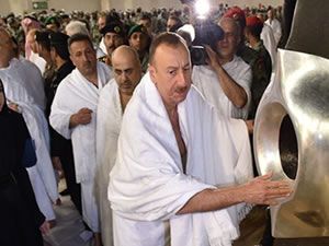 Azerybaycan Cumhurbaşkanı İlham Aliyev, Umre ziyareti yaptı
