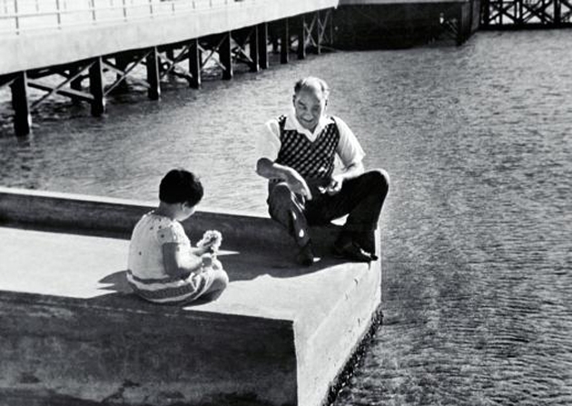 Atatürk ve çocuk sevgisi galerisi resim 4