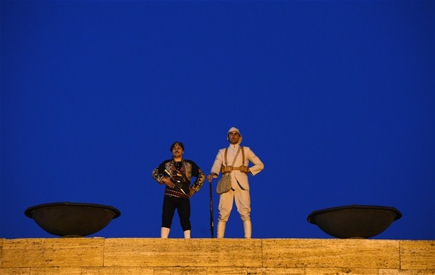 Anıtkabirden yükselen 1915 barış feneri Ankara’yı aydınlattı Foto-Galeri galerisi resim 6