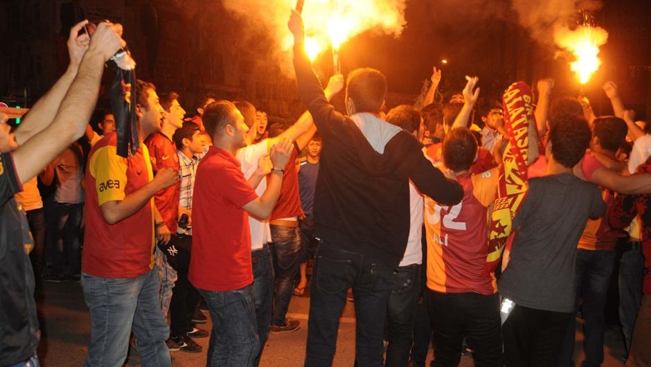 2014-2015 Şampiyonu Galatasaray galerisi resim 1