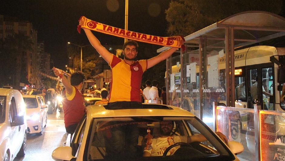 2014-2015 Şampiyonu Galatasaray galerisi resim 4
