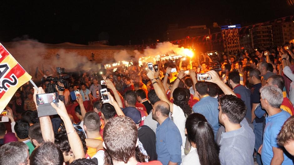 2014-2015 Şampiyonu Galatasaray galerisi resim 9
