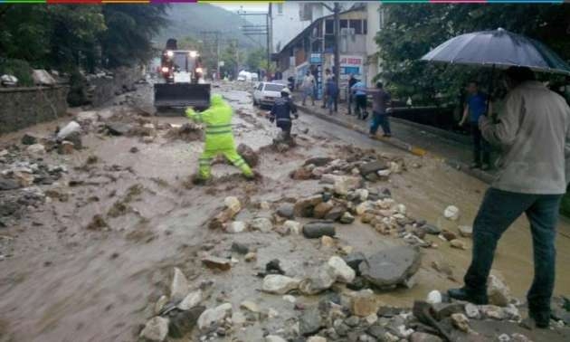Seçim görevlileri mahsur kaldı -Foto Galeri- galerisi resim 6
