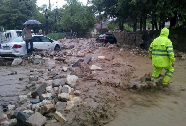 Seçim görevlileri mahsur kaldı -Foto Galeri- galerisi resim 8