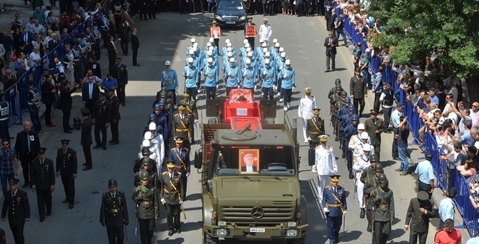 Süleyman Demirel son yolculuğuna uğurlandı galerisi resim 17