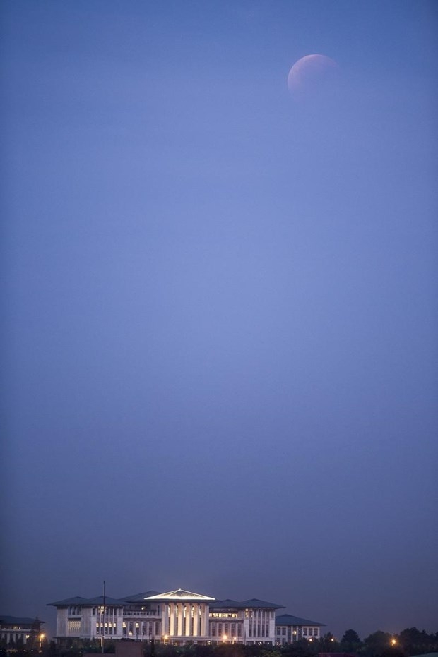 33 yıl  sonra bir ilk: Süper Ay tutulması heyecanı galerisi resim 3