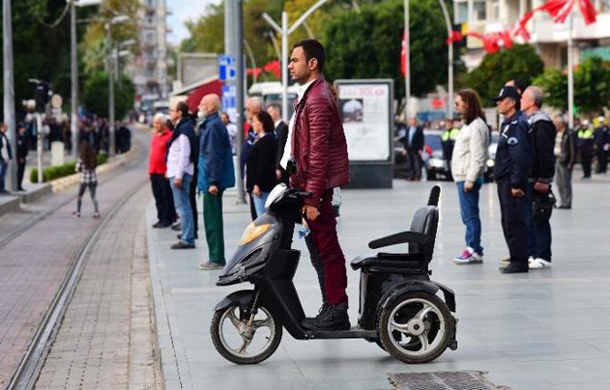 Saat 09:05, Türkiye'de hayat durdu galerisi resim 3