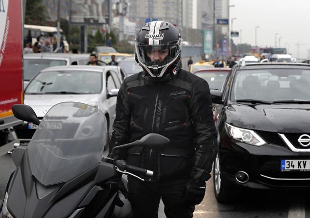 Saat 09:05, Türkiye'de hayat durdu galerisi resim 6