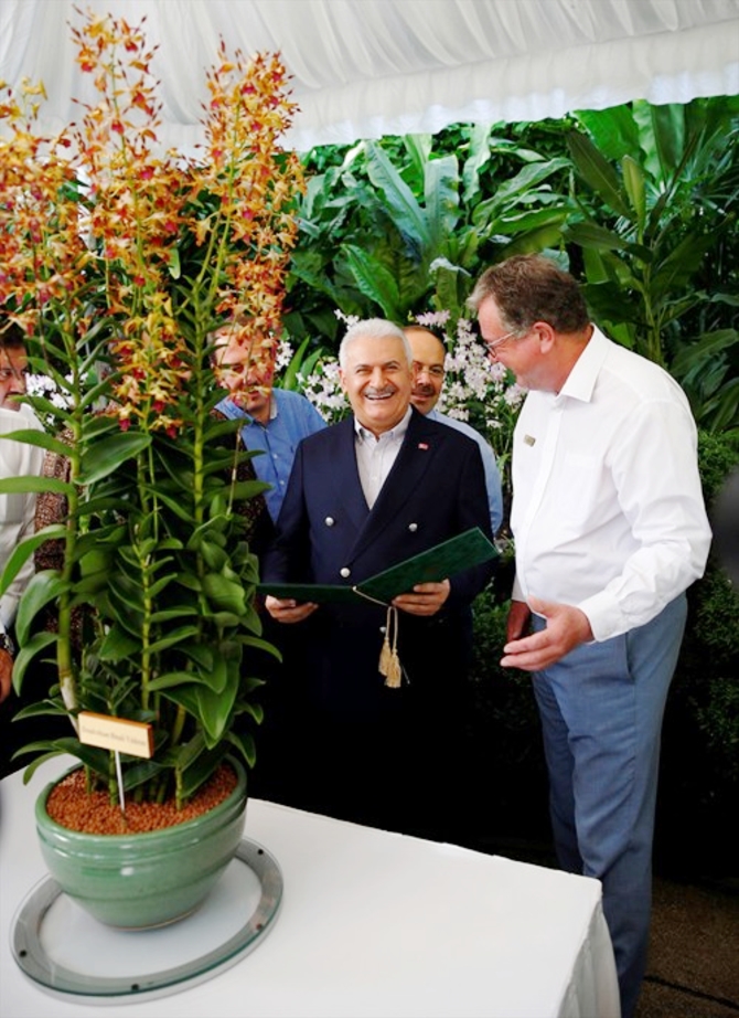 Singapur'da Binali Yıldırım'a orkide sürprizi galerisi resim 2
