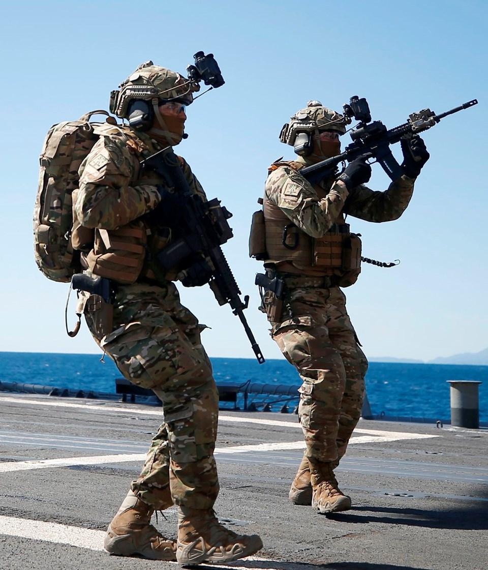 Dev tatbikattan inanılmaz kareler galerisi resim 1