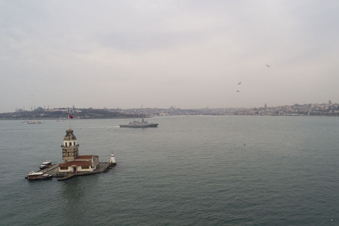Türk Savaş Gemileri İstanbul Boğazı'ndan Geçti galerisi resim 13