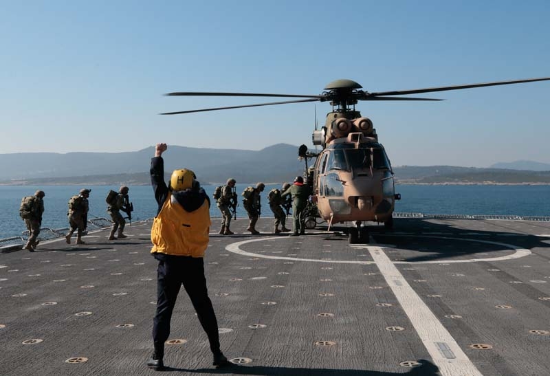 Deniz komandolarından muhteşem kareler galerisi resim 11