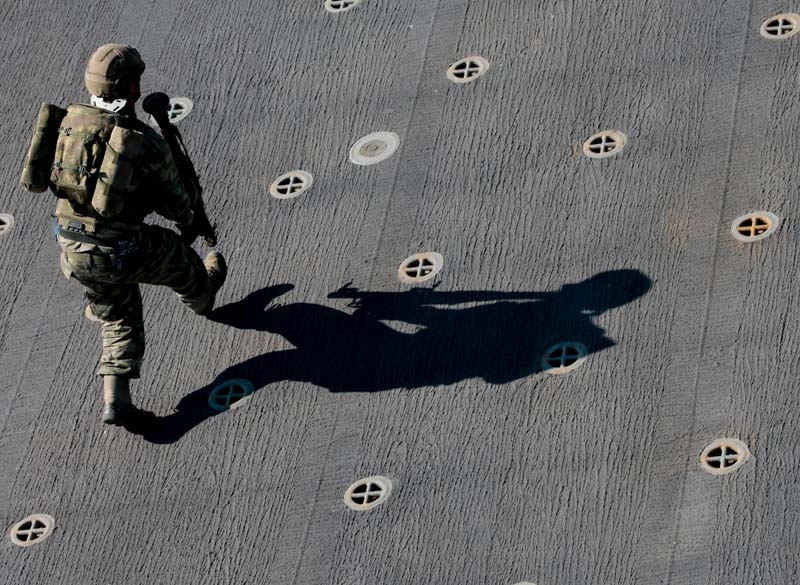 Deniz komandolarından muhteşem kareler galerisi resim 13