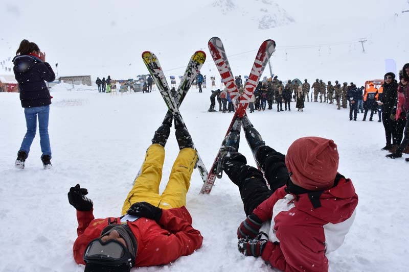 2 bin 800 metrede kar festivali galerisi resim 1