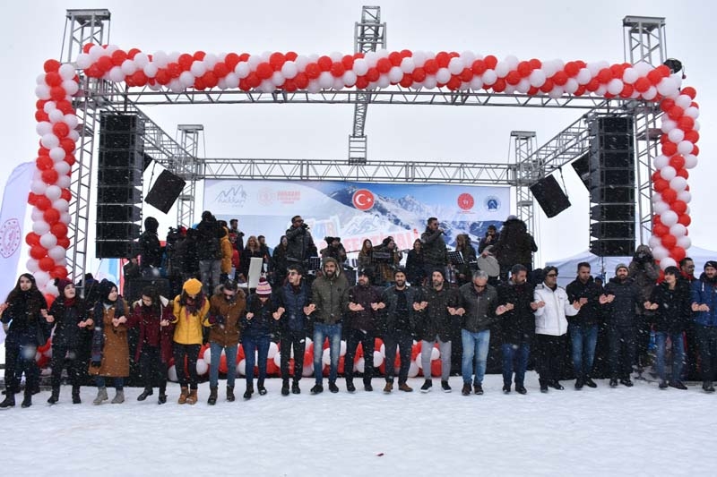 2 bin 800 metrede kar festivali galerisi resim 15