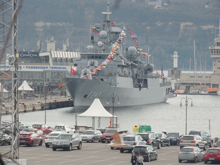 Türk savaş gemileri Bulgaristan'da galerisi resim 4