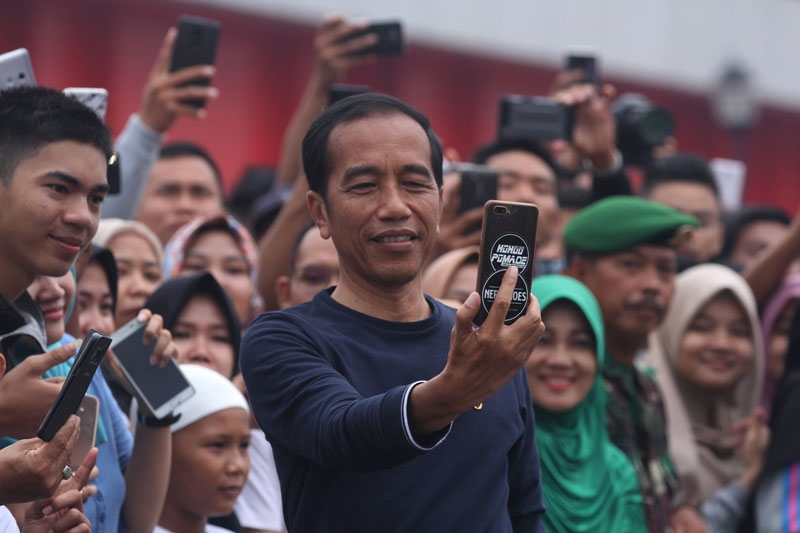 En uzun Jumputan kumaş rekoru galerisi resim 5