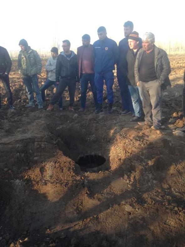 Tarlayı sürerken buldu! galerisi resim 1