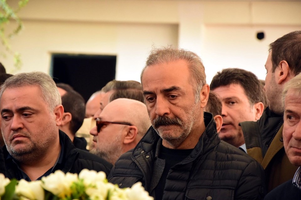 Demet Akbağı dostları yalnız bırakmadı galerisi resim 29