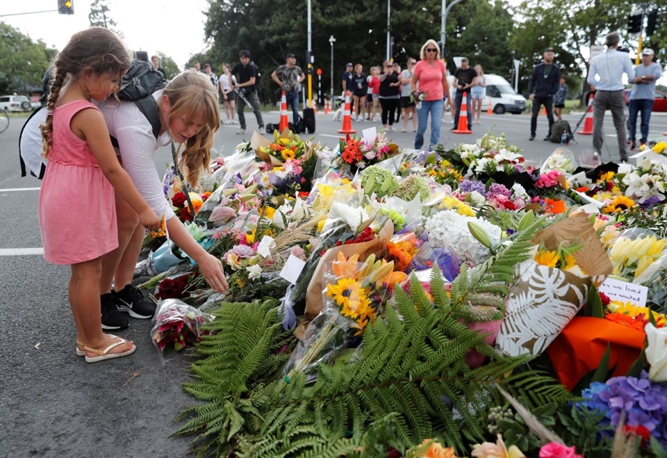 Bir ülke onlar için ağlıyor galerisi resim 16