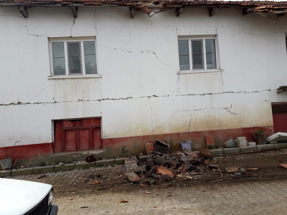 Denizli'de deprem galerisi resim 15