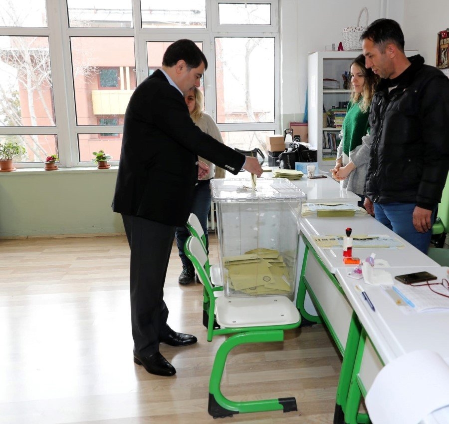 Türkiye sandık başında galerisi resim 15