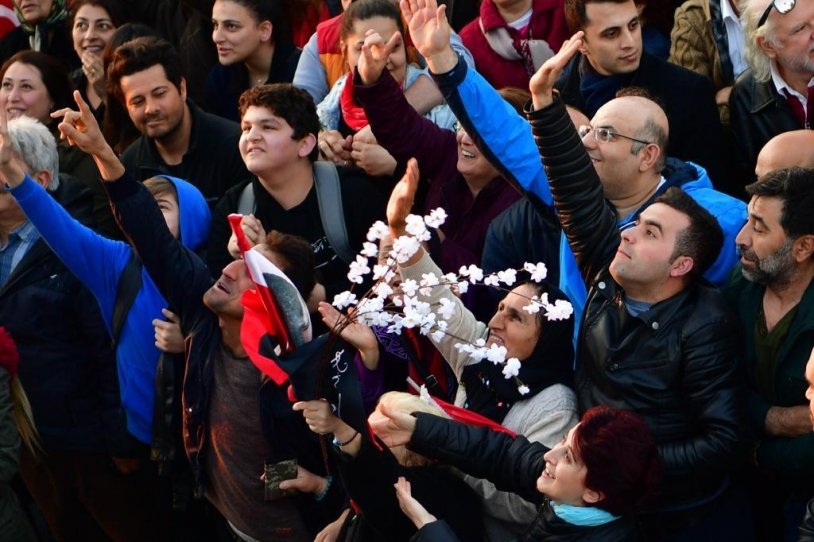 İstanbul Başkanı'nı böyle bağrına bastı galerisi resim 15