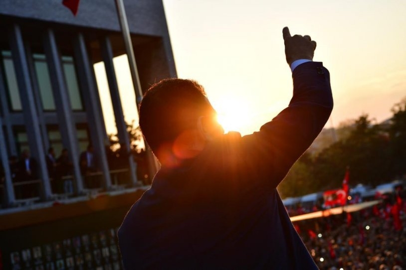 İstanbul Başkanı'nı böyle bağrına bastı galerisi resim 38