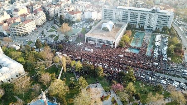 İstanbul Başkanı'nı böyle bağrına bastı galerisi resim 8