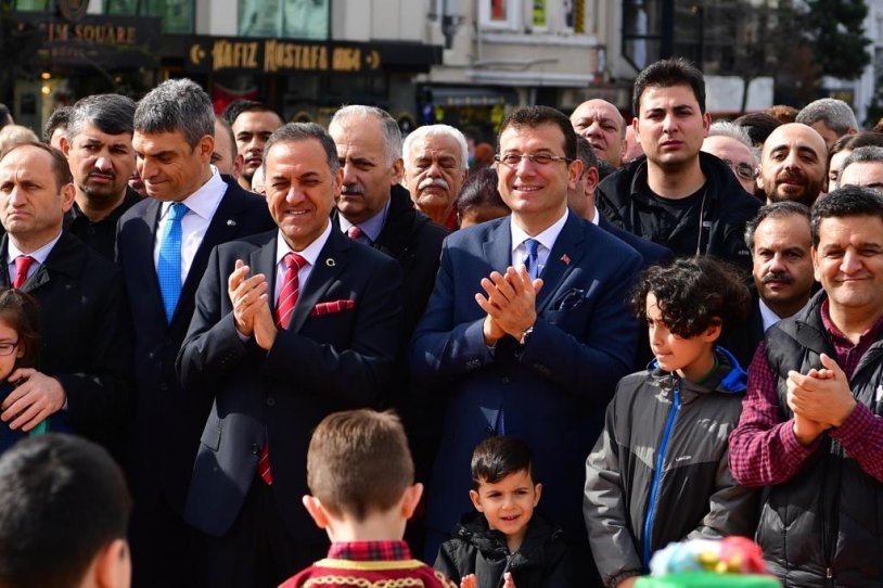 İmamoğlu koltuğu Halil Efe'ye bıraktı galerisi resim 1