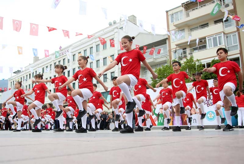 23 Nisan Çocuk Bayramı'ndan renki kareler galerisi resim 100