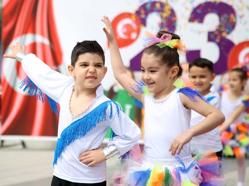 23 Nisan Çocuk Bayramı'ndan renki kareler galerisi resim 40