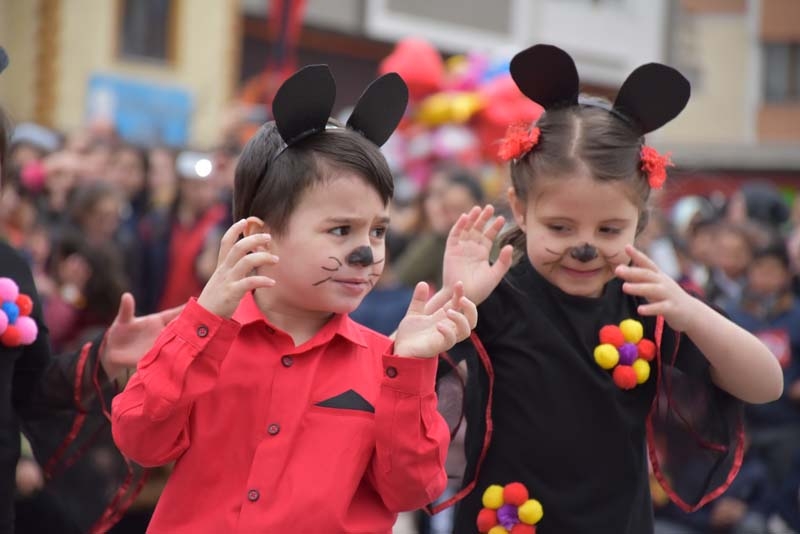 23 Nisan Çocuk Bayramı'ndan renki kareler galerisi resim 97