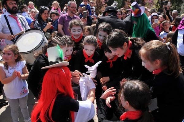 Kadıköy'de 23 Nisan coşkusu galerisi resim 3