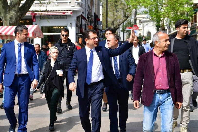 Dünyanın en büyük 'Halı Lalesi' Sultanahmet'te galerisi resim 4