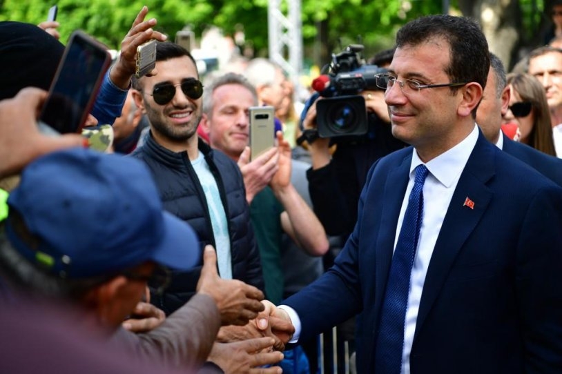Dünyanın en büyük 'Halı Lalesi' Sultanahmet'te galerisi resim 7