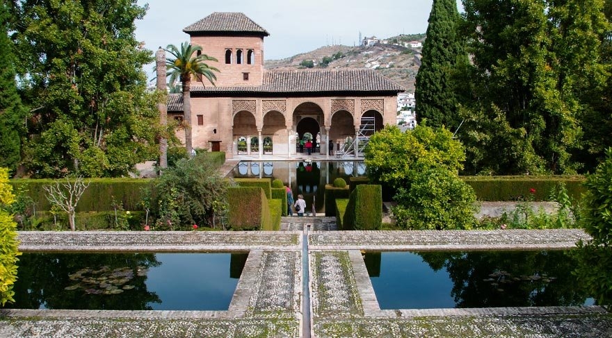 İslam sanatının incisi Elhamra Sarayı galerisi resim 5