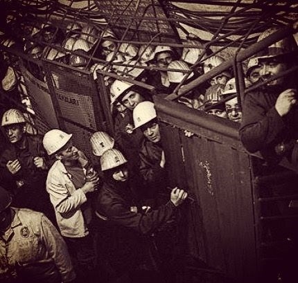 Ünlü isimlerden 1 Mayıs mesajı galerisi resim 5