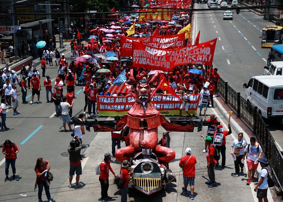Dünyadan 1 Mayıs manzaraları galerisi resim 10