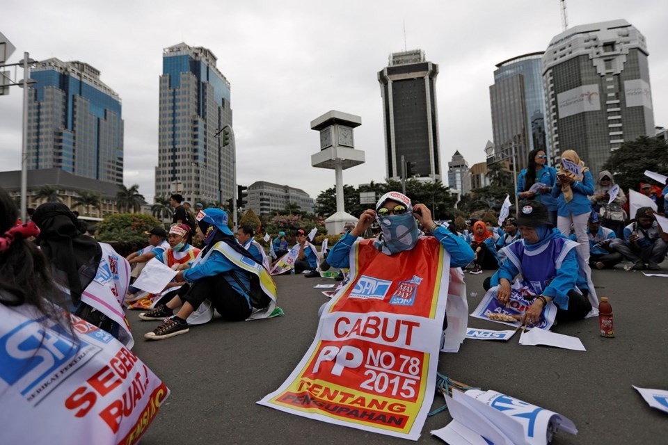 Dünyadan 1 Mayıs manzaraları galerisi resim 23