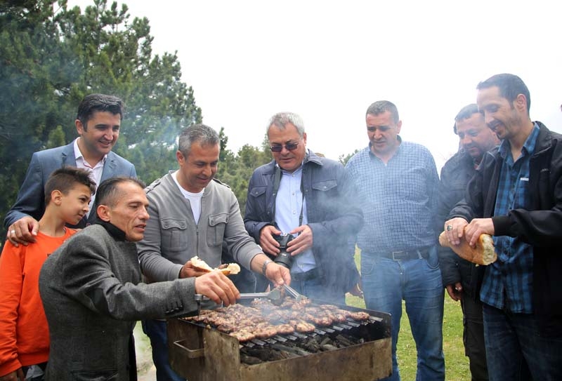 Bu laleyi koparmanın cezası 60 bin lira galerisi resim 14