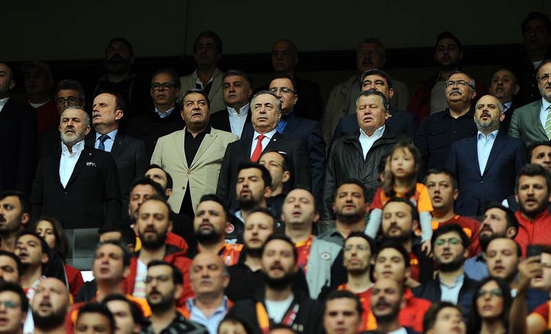 Galatasaray-Beşiktaş derbisinden ilginç kareler galerisi resim 10