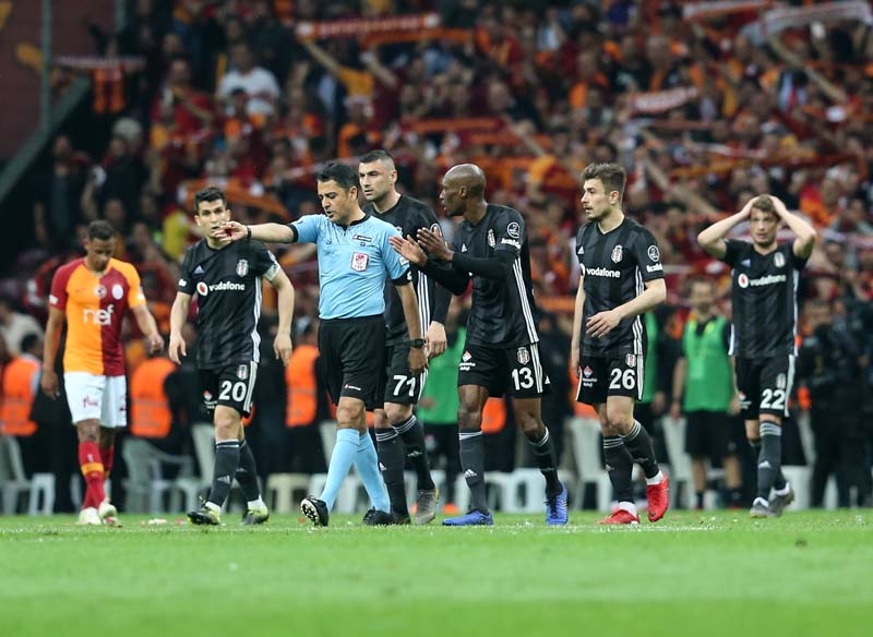 Galatasaray-Beşiktaş derbisinden ilginç kareler galerisi resim 51